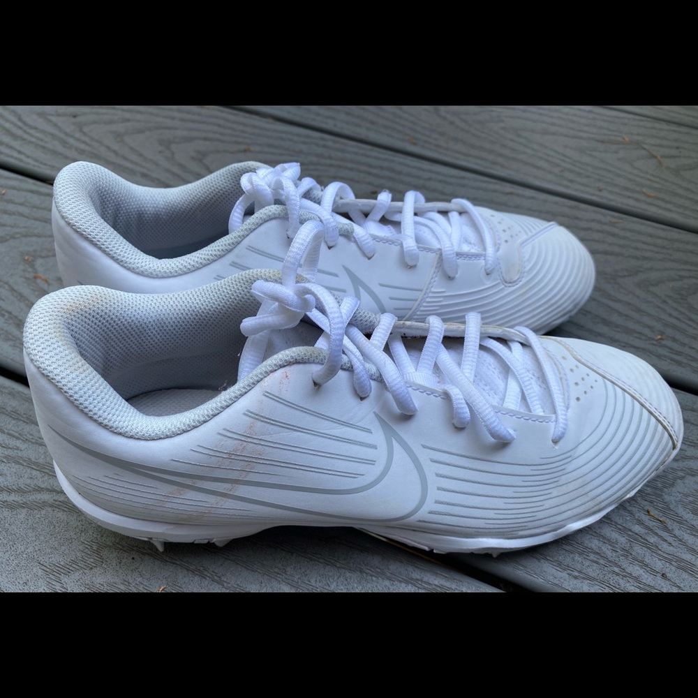 Women’s Nike Fastflex softball cleats
